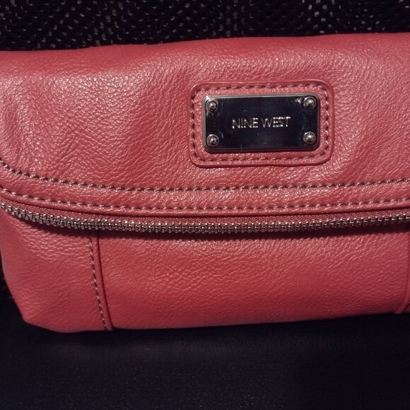Womens Nine West red purse new with tags - Picture 1 of 8
